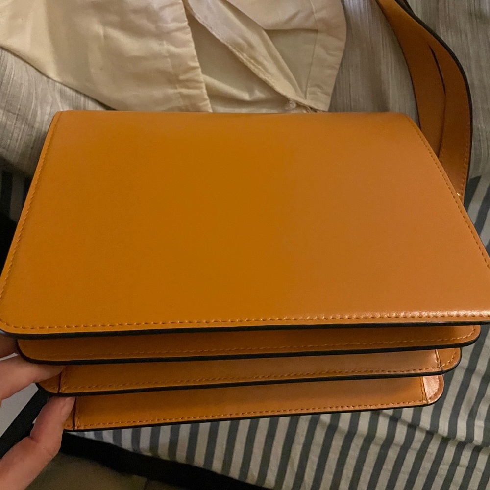Marni Reverse Trunk Bag - Picture 7 of 10